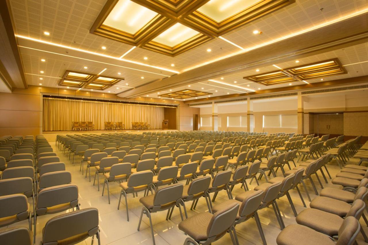 Blue Serene Resort Guruvāyūr 외부 사진