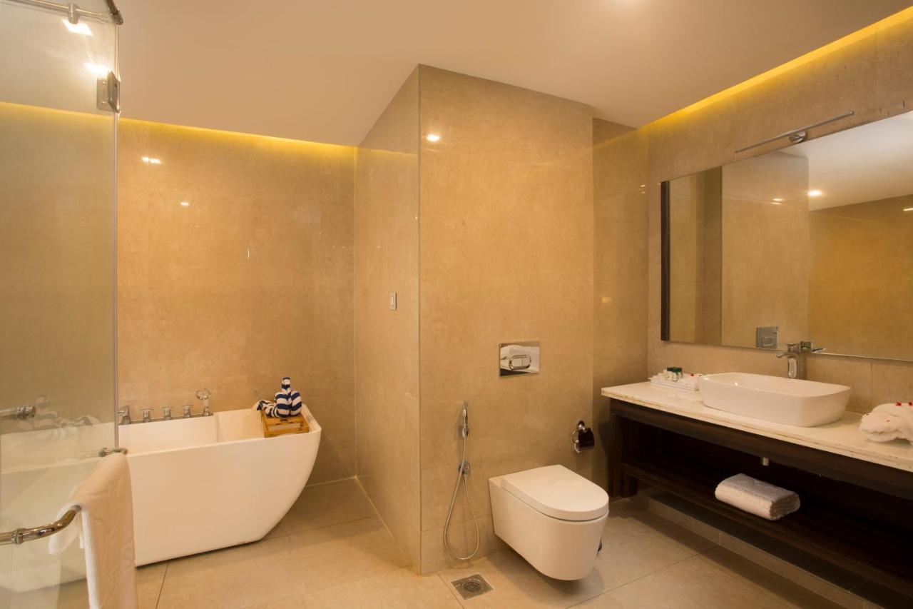 Blue Serene Resort Guruvāyūr 외부 사진