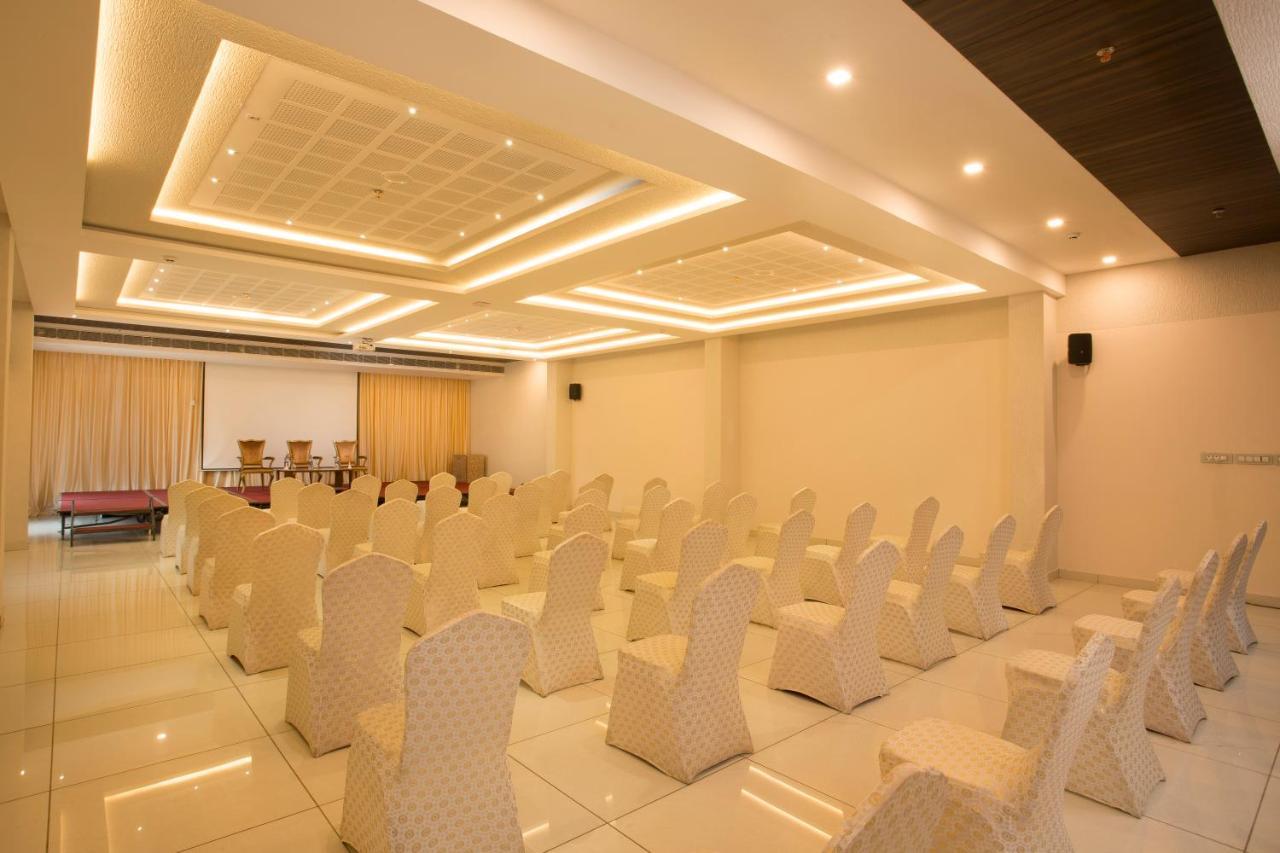 Blue Serene Resort Guruvāyūr 외부 사진