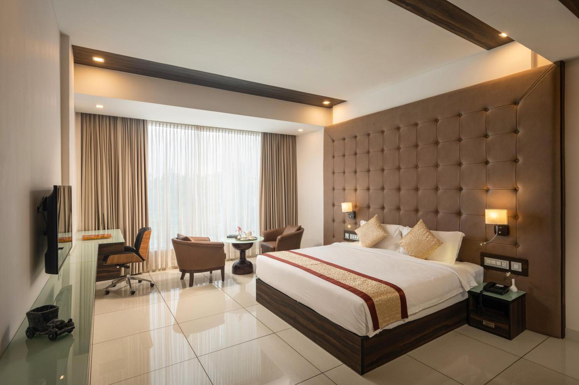 Blue Serene Resort Guruvāyūr 외부 사진