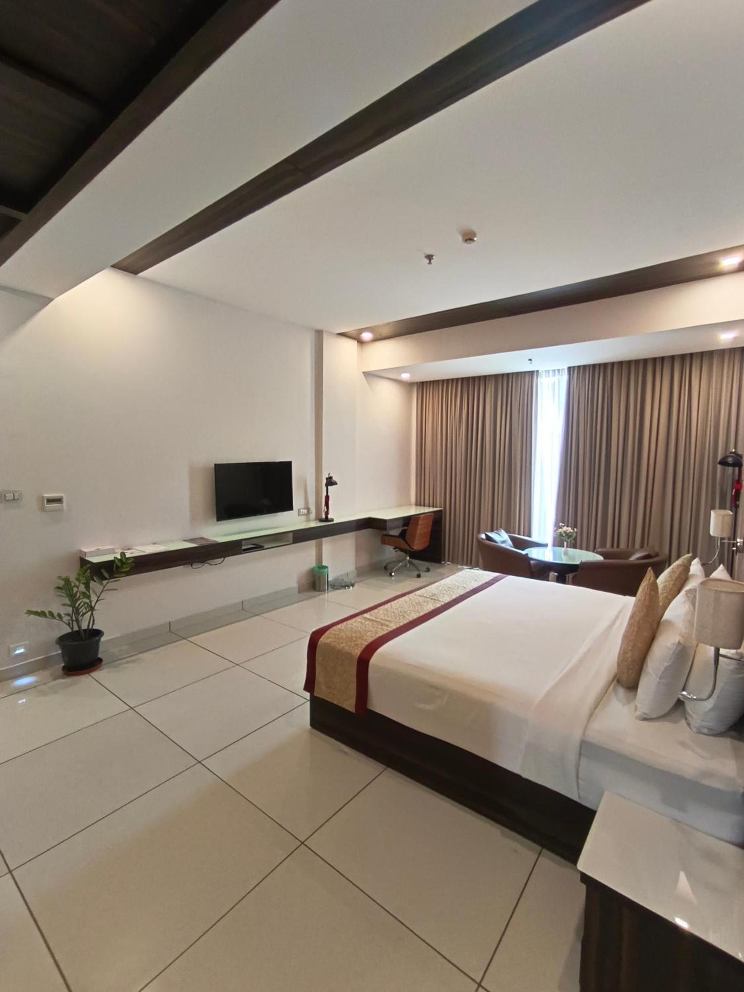 Blue Serene Resort Guruvāyūr 외부 사진